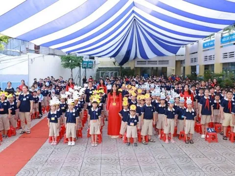 Bản tin 13/11: Địa phương nào 13 năm liên tiếp từ chối nhận hoa, tiếp khách dịp 20/11?