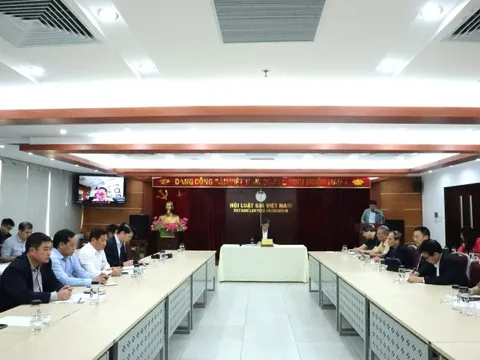 Thường trực Hội Luật gia Việt Nam làm việc với các Chi hội Luật gia trực thuộc