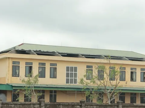 Mái tốc, phòng hỏng: Nhiều trường học ở Hà Tĩnh chưa thể khôi phục sau bão