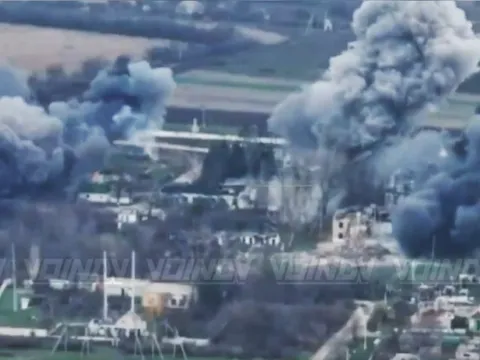 Tên lửa hạng nặng Tornado-S tung “cú đánh thép”: Phá huỷ công sự của lực lượng Ukraine