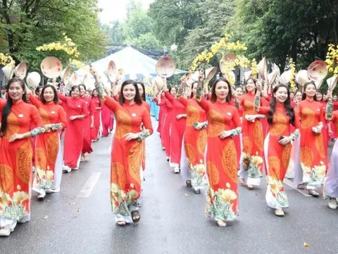 Từ ngày 20 và 21/11/2025, diễn ra Đại hội đại biểu phụ nữ thành phố Hà Nội lần thứ XVII, nhiệm kỳ 2025-2030