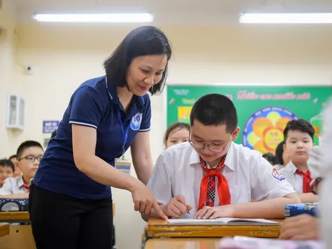 Bộ GD&ĐT: Chính sách về lương nhà giáo không phải là một "ân huệ"