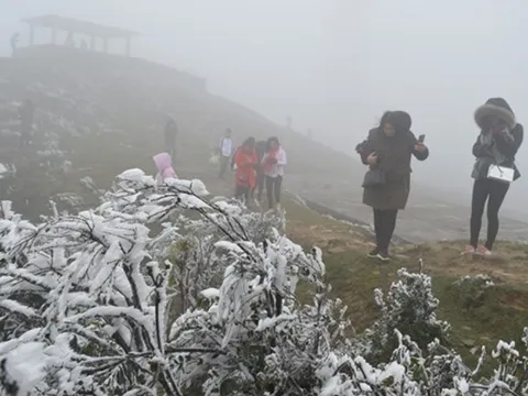Miền Bắc đón không khí lạnh "lạ thường", có nơi chỉ 3 độ C