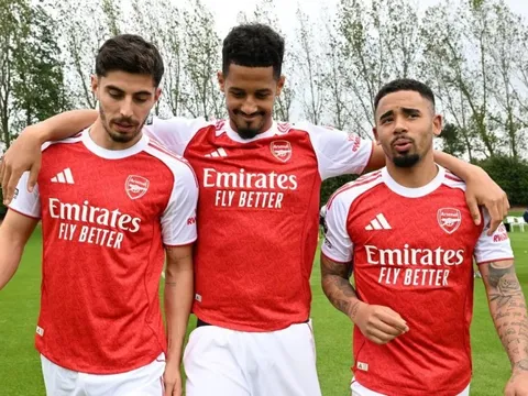 Gabriel Jesus chính thức lên tiếng về tương lai tại Arsenal