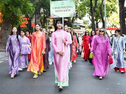 Diễu hành Áo dài Du lịch Hà Nội 2025: Tỏa sáng di sản áo dài Thủ đô