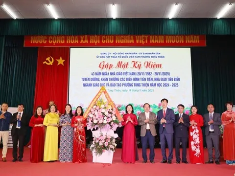 Phường Tùng Thiện tri ân, vinh danh các điển hình tiên tiến, nhà giáo tiêu biểu
