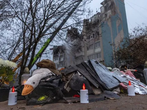 Ông Zelenskiy tuyên bố sẵn sàng thực hiện kế hoạch kết thúc chiến tranh mà Mỹ hậu thuẫn