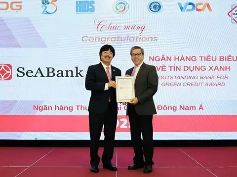 SeABank khẳng định dấu ấn bền vững với 2 giải thưởng Ngân hàng Việt Nam tiêu biểu