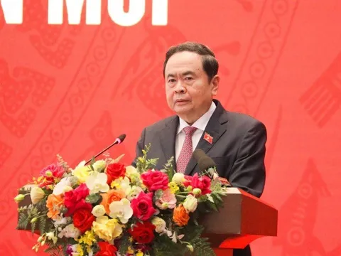 “Hoàn thiện thể chế, pháp luật đáp ứng yêu cầu phát triển đất nước trong kỷ nguyên mới”.