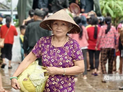 Đắk Lắk ngày sau lũ: Mỗi bữa cơm là niềm hy vọng