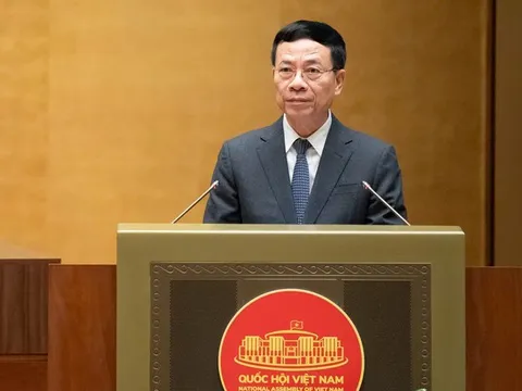 Quản lý rủi ro, thúc đẩy tự chủ và phát triển AI trong nước