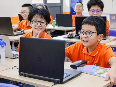 Bản tin 24/11: Thí điểm ứng dụng AI từ bậc tiểu học trước khi nhân rộng