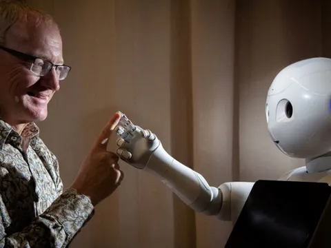 Các nhà tiên phong của kỷ nguyên AI chia sẻ tại Tọa đàm Đạo đức và An toàn AI VinFuture