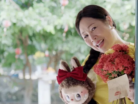 NSND Hồng Vân thành "bà mối bất đắc dĩ", U60 mà không có gia đình