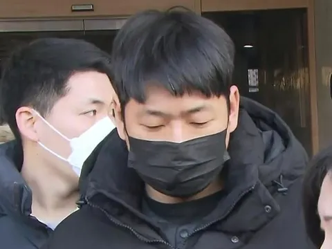 Vạch trần tội ác của kẻ cầm đầu "bóc lột tình dục" 260 nạn nhân