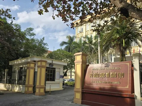 Hàng trăm giáo viên hợp đồng ở Thanh Hóa chật vật lo cuộc sống khi 6 tháng chưa có lương