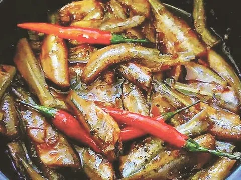 Hương vị đặc biệt của loại cá có tên lạ, xưa nhiều vô kể nay cực hiếm, được dân thành phố “săn lùng”