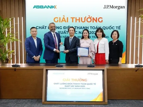 ABBANK giữ vững uy tín thanh toán quốc tế với giải thưởng từ J.P. Morgan