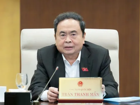 Chủ tịch Quốc hội ký ban hành Nghị quyết về kế hoạch phát triển KT-XH năm 2026