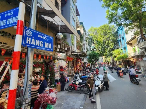 Thí điểm hiệu quả, Hà Nội tiếp tục cấm ô tô trên 16 chỗ vào phố cổ trong 2 khung giờ