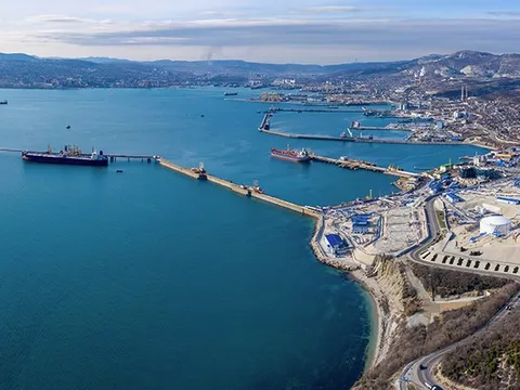 Ukraine đánh vào cảng dầu trọng yếu bên Biển Đen, Kazakhstan phản ứng gắt