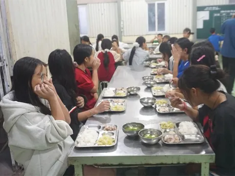 Ngôi nhà thứ 2 giúp học sinh vùng cao không bỏ dở giấc mơ học chữ