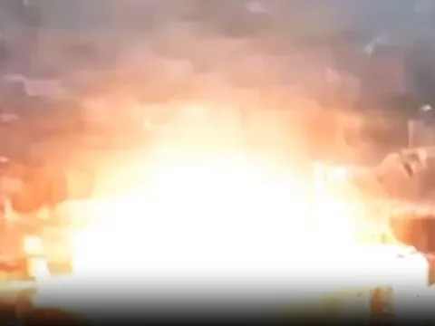 Kinzhal giáng đòn chớp nhoáng: Tên lửa Nga đánh thẳng vào sân bay Ukraine