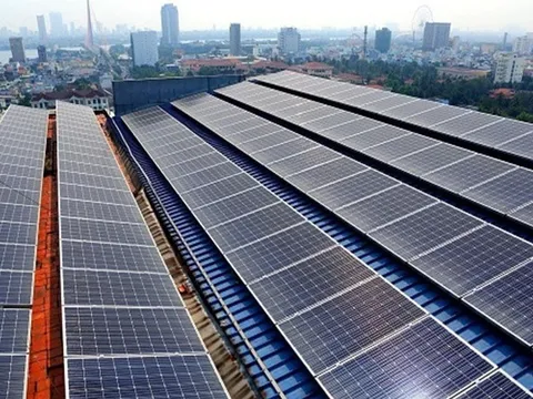 Mở lối chuyển dịch năng lượng xanh trong khu công nghiệp ở Thủ đô