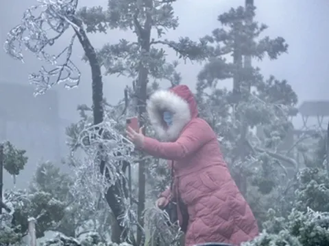 Không khí lạnh dồn dập tràn về Miền Bắc, thời điểm nào rét đậm nhất?