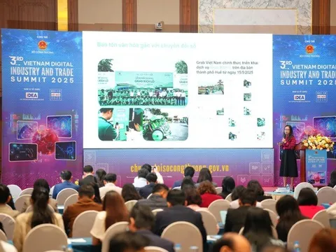 Xác lập tầm nhìn chuyển đổi số - xanh hóa tăng trưởng đến năm 2030