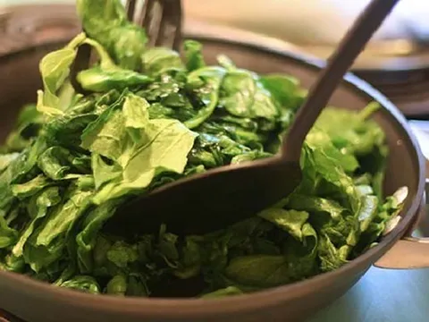 Loại rau được ca ngợi "rau tốt nhất thế giới", hóa ra là rau quen thuộc rẻ bèo bán đầy chợ Việt