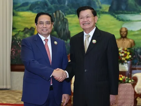 Thủ tướng Phạm Minh Chính hội kiến Tổng Bí thư, Chủ tịch nước Lào