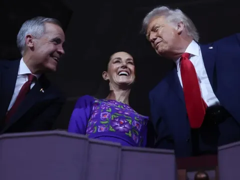 Ông Trump đàm phán thương mại ngay bên lề lễ bốc thăm World Cup