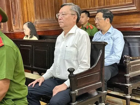 Vụ Nguyễn Thị Thanh Nhàn “thông thầu”: 2 cựu lãnh đạo Sở GD&ĐT Tp.HCM nhận sai nhưng nói "không hưởng lợi"