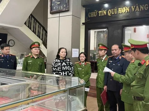 Bắt vợ chồng Giám đốc Công ty vàng bạc Kim Chung