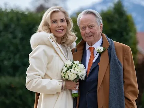 Tỷ phú đình đám kết hôn lần thứ 4 ở tuổi 82, cô dâu trẻ kém 20 tuổi