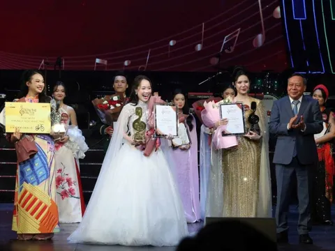 Đào Lê Phương Chi giành giải Quán quân “Tiếng hát Hà Nội” 2025 khép lại mùa giải đầy cảm xúc