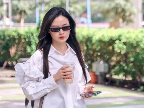 Nghi vấn hotgirl đời đầu của làng giải trí Việt mang thai con đầu lòng?