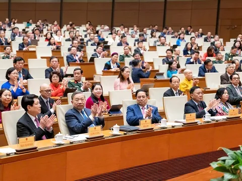 Bế mạc kỳ họp thứ 10: Quốc hội đã thông qua 51 luật, 39 nghị quyết