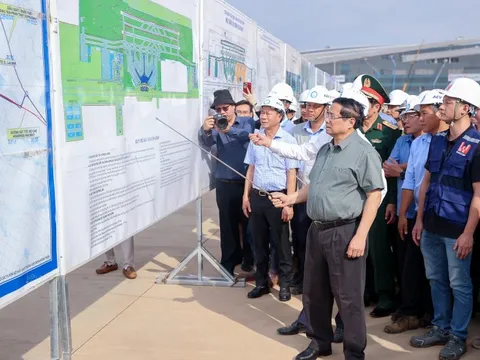 Thủ tướng: Sân bay Long Thành sẽ đón chuyến bay chính thức đầu tiên vào 19/12