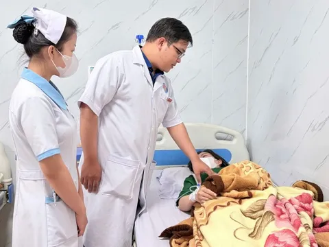 Gần 30 người nhập viện nghi ngộ độc sau khi ăn bánh mì, Quảng Ngãi khẩn trương điều tra