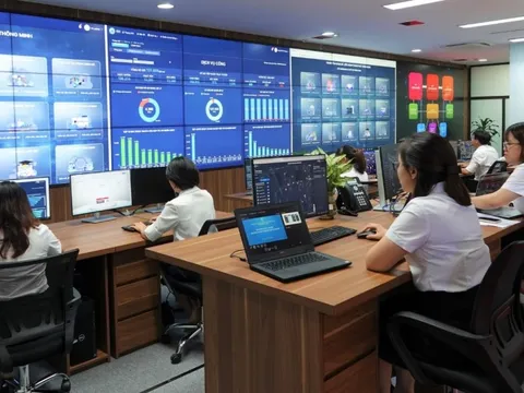 Hành chính công Đà Nẵng: "Gõ cửa" từng nhà bằng công nghệ