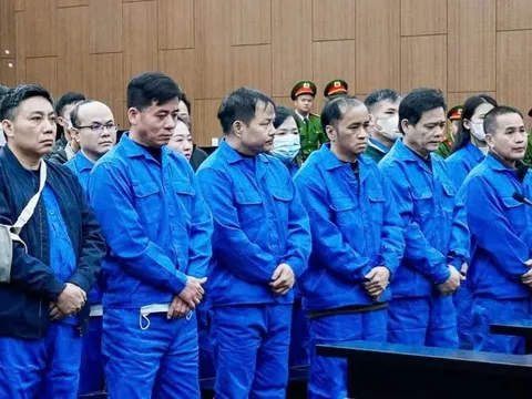 Trả lại tiền vì không chạy án được: Cựu Phó Chánh án khai gì?