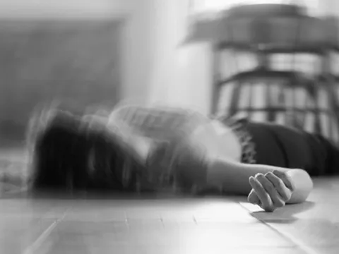 Người phụ nữ suýt mất mạng sau khi ăn món "vạn người mê"