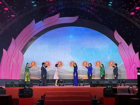 “Trăm nghề tinh hoa, ngàn vị lan tỏa” tại Liên hoan Ẩm thực, Du lịch làng nghề, phố nghề Hà Nội