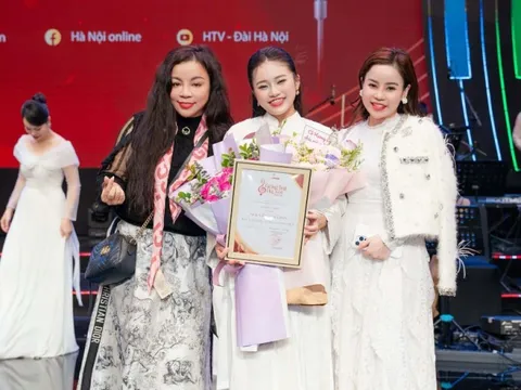 Bất ngờ trước ý chí, quyết tâm của giọng ca 16 tuổi Nguyễn Gia Linh- Giải Nhì Tiếng hát Hà Nội 2025