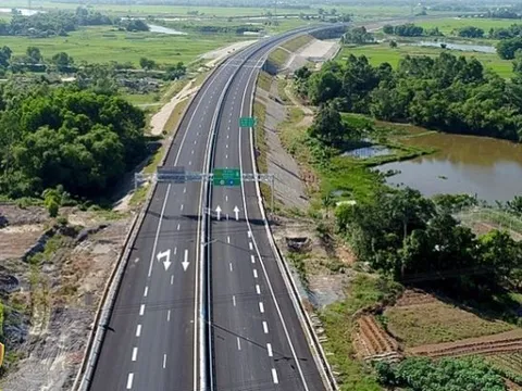 Cục Cảnh sát giao thông: Tuyến cao tốc Vân Phong - Nha Trang có nguy cơ mất an toàn