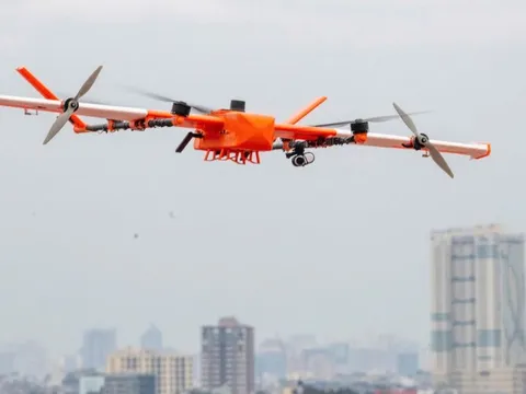 Chính thức thí điểm ứng dụng UAV vận chuyển vật tư y tế