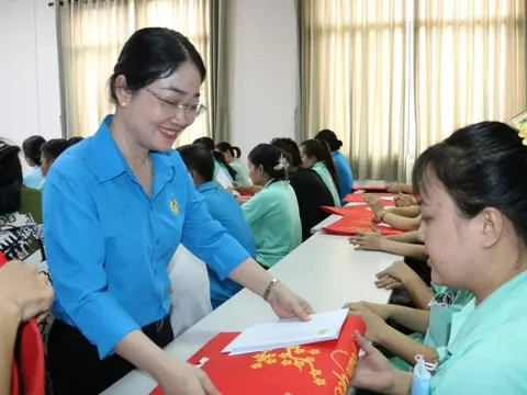 Nhiều hoạt động ý nghĩa chăm lo cho người lao động dịp Tết