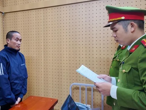 Lật tẩy đường dây buôn bán thuốc lá giả mạo thương hiệu Việt Nam, sản xuất tại Campuchia